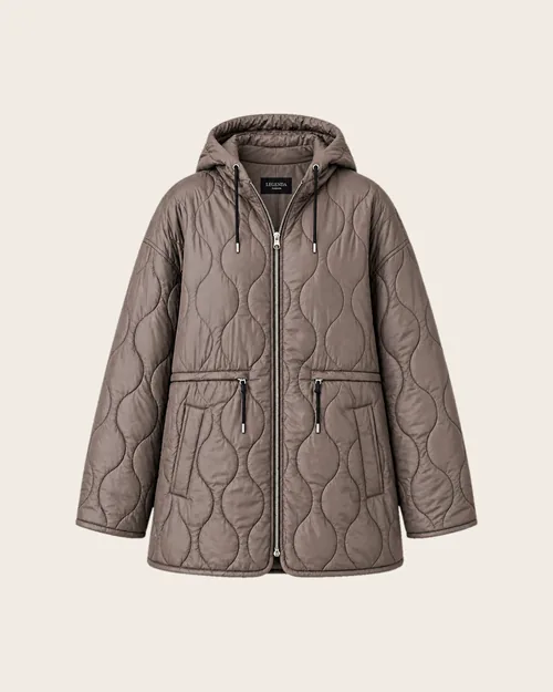 Nora — Kapuzenjacke mit Wellensteppung, Outerwear für Damen von Legenda Fashion